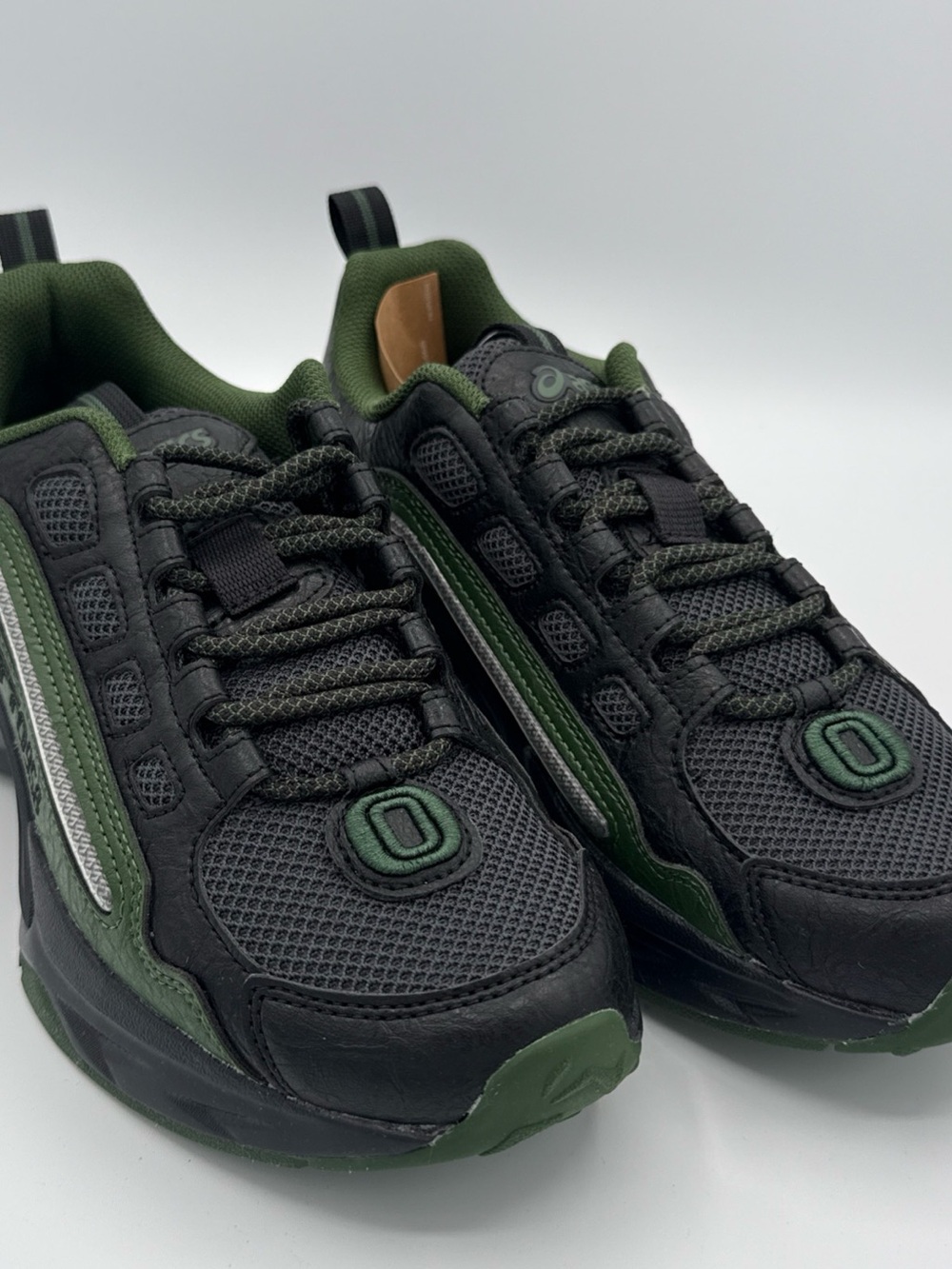 ASICS x OTTO 958 Protoblast CMLVIII Graphite Forest 1203A643-020 Men 6 NEW
